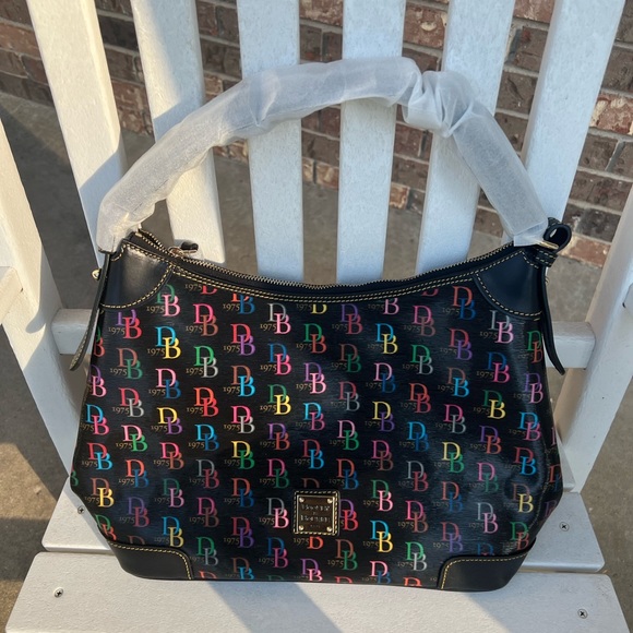 Dooney & Bourke - Picture 6 of 8